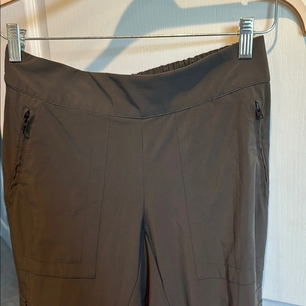 Athleta stylish women